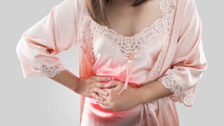 appendix symptoms in females