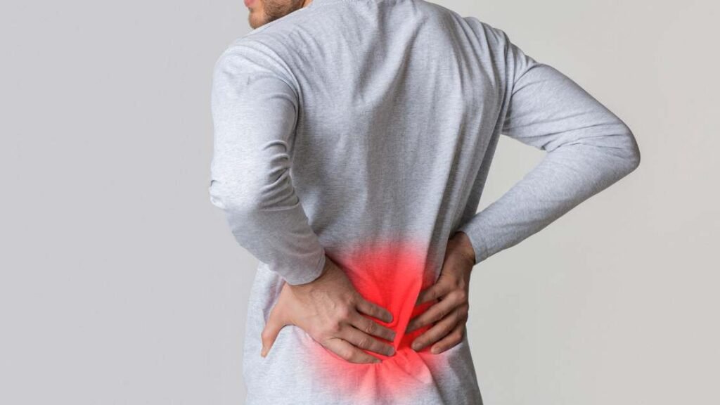“8 Signs of Kidney Stones: Symptoms to Watch For and Treat”